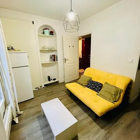 Appartement en plein coeur du 10eme et proche de plusieurs Gares Paris Extérieur photo